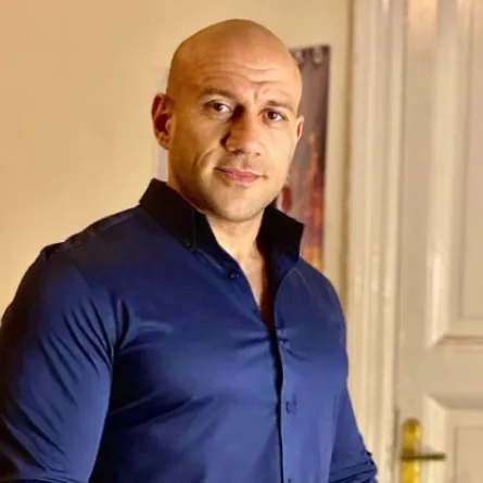 أحمد مكي- الصورة من صفحته على فيسبوك