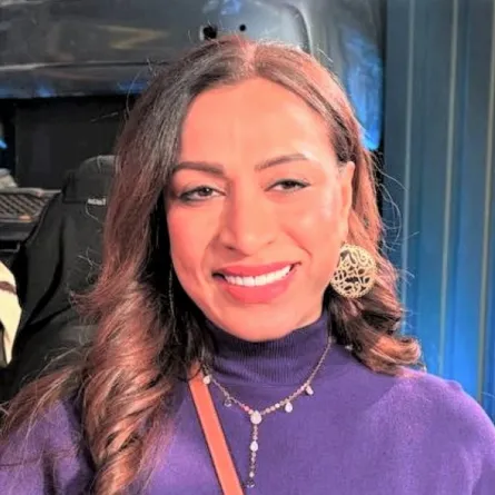 فاطمة الشريف - الصورة خاصة بسيدتي من تصوير زكية البلوشي