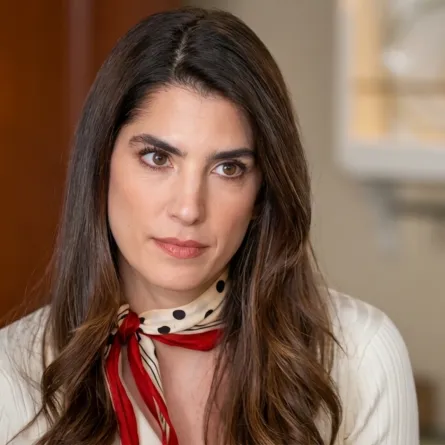 كارمن بصيبص من أحداث المسلسل - الصورة سكرين شوت من الحلقة 56