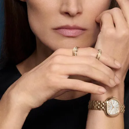 ساعة Sixtie Possession من بياجيه Piaget - الصورة من العلامة