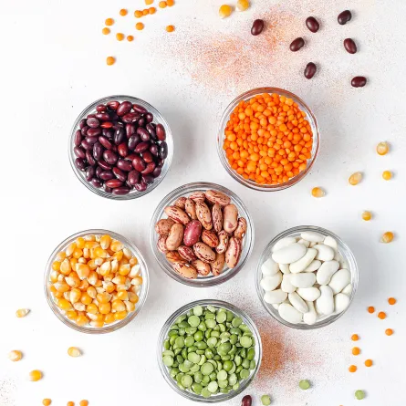 أبرز مصادر الحديد النباتية والحيوانية وأيهما أفضل؟ المصدر Image by azerbaijan_stockers on Freepik