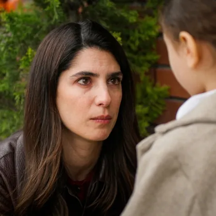 ورد تصارح ابنتها ملاك بالحقيقة الصادمة - الصورة سكرين شوت من الحلقة 58