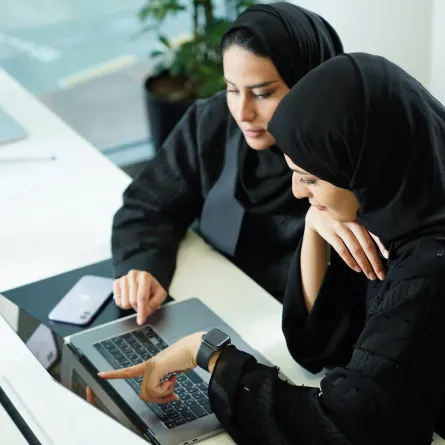 المرأة السعودية ورؤية 2030 - الصورة من تقرير رؤية السعودية 2030 لعام 2025