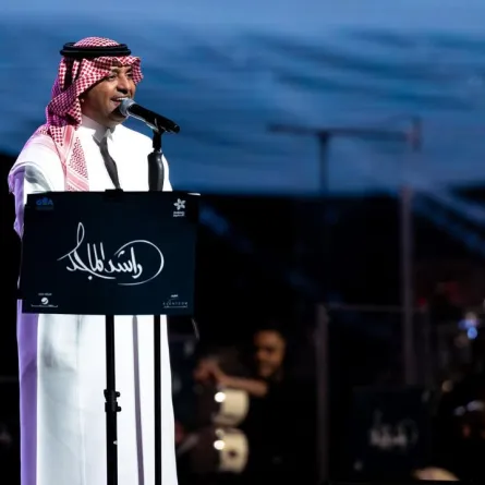 راشد الماجد خلال الحفل- الصورة من حساب روتانا على إنستغرام