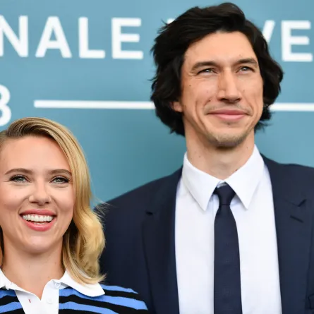 فينيسيا عام 2019 آدم درايفر Adam Driver وسكارليت جوهانسون Scarlett Johansson من مهرجان فينيسيا عام 2029 - مصدر الصورة Alberto PIZZOLI / AFP