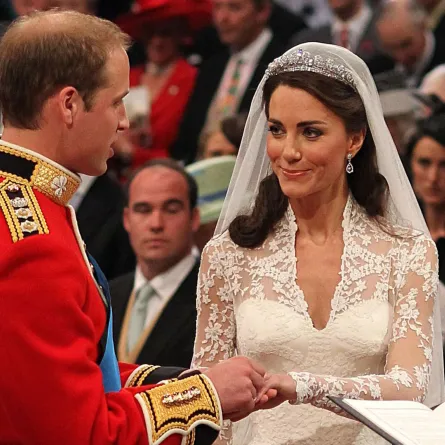زفاف الأمير ويليام Prince William وكيت ميدلتون Kate Middleton في لندن عام 2011. مصدر الصورة: AFP PHOTO / WPA POOL / Dominic Lipinski 
