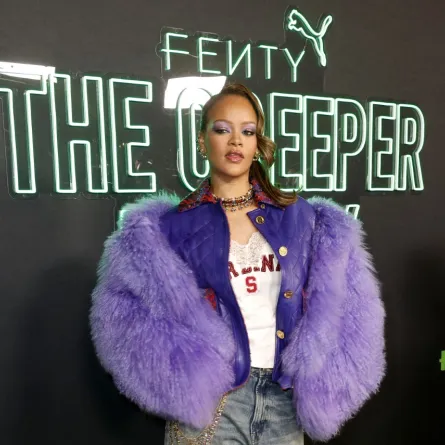 النجمة ريهانا Rihanna في حفل إطلاق مجموعة بوما وفنتي FENTY x PUMA - (مصدر الصورة Frazer Harrison /Getty Images via AFP)