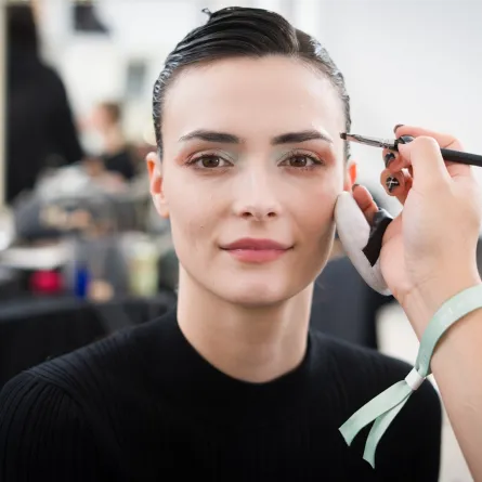 من عرض أرماني بريفيه Armani Prive - الصورة من LaunchmetricsSpotlight© 