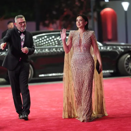 كاريس بشار في مهرجان البحر الأحمر السينمائي 2025- مصدر الصورة Vittorio Zunino Celotto/Getty Images for the Red Sea International Film Festival)