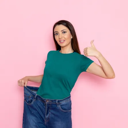 ما تودّين معرفته حول إبر خسارة الوزن - مصدر الصورة Freepik by KamranAydinov