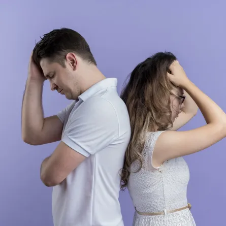 الإنصات الفعال هو أقوى أداة لإنهاء الخلافات- المصدر: freepik by stockking