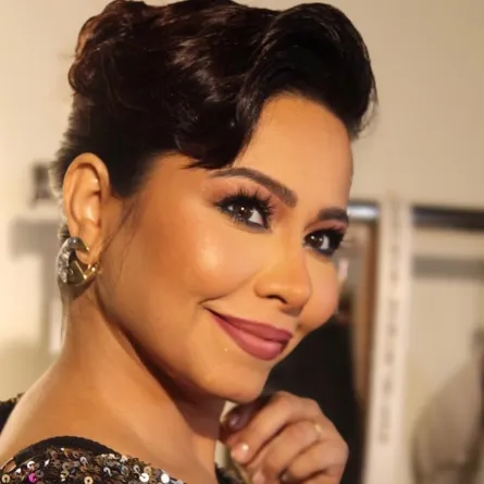 شيرين عبد الوهاب- الصورة من انستغرام خبيرة التجميل هالة عجم 