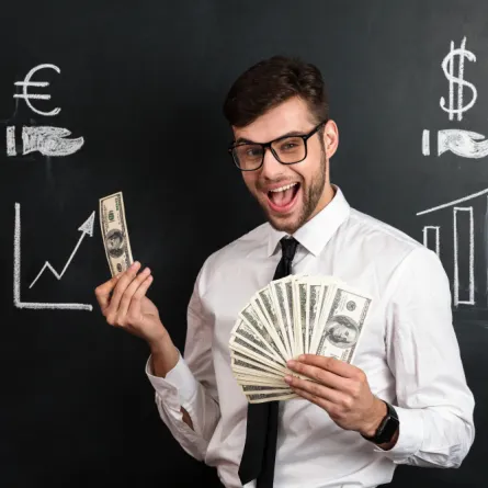 يمكن للشباب تحقيق دخل من الهواية  - المصدر freepik
