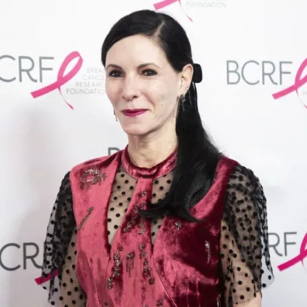 جيل كارغمان Jill Kargman Santiago Felipe/Getty Images/AFP (Photo by Santiago Felipe / GETTY IMAGES NORTH AMERICA / Getty Images via AFP)
