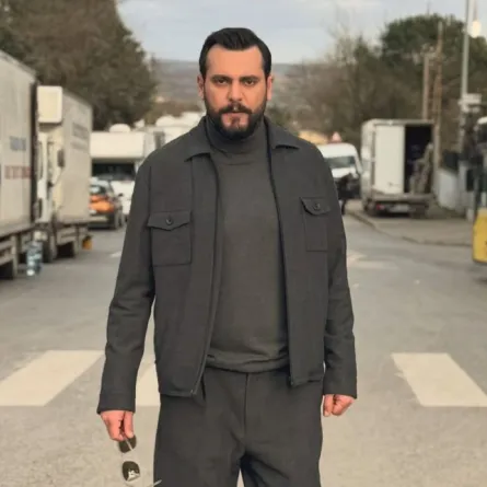سامر إسماعيل - الصورة من صفحته على إنستغرام