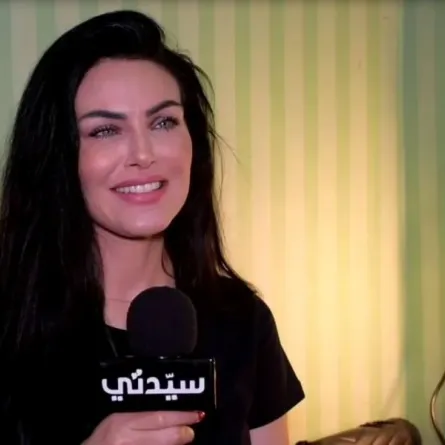 دارين حداد خلال لقائها بكاميرا «سيّدتي»