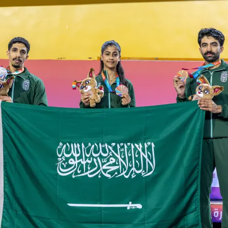 تتويج أبطال المبارزة السعودية في دورة الألعاب الخليجية الرابعة "الدوحة 2026" - (مصدر الصورة: الحساب الرسمي لفريق السعودية على منصة إكس)