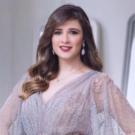 ياسمين عبد العزيز- الصورة من صفحتها على فيسبوك