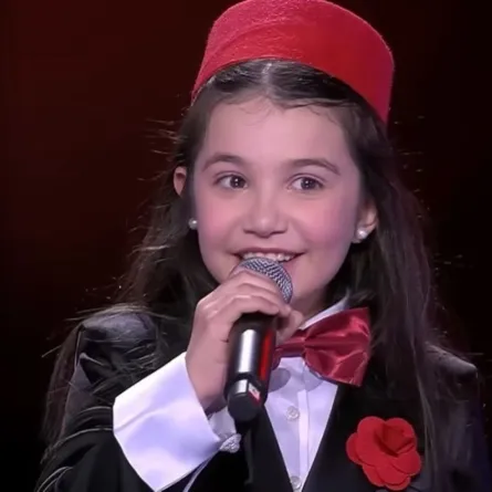 إيمليا من برنامج ذا فويس كيدز- الصورة من شاشة عرض البرنامج