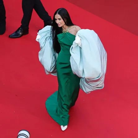 ديمي مورDemi Moore في ختام مهرجان كان السينمائي 79-(مصدر الصورة Andreas Rentz/Getty Images)