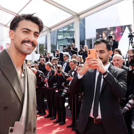 HONOR تتعاون مع الممثل السعودي عبد الرحمن بن نافع ضمن مهرجان كان السينمائي