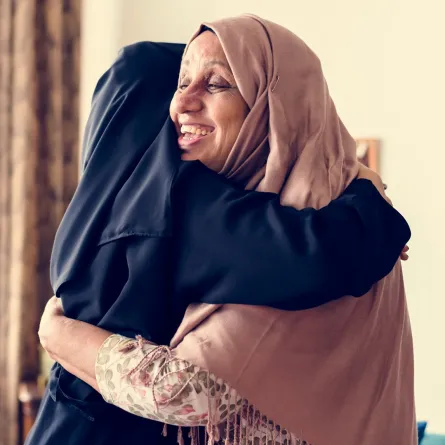 عبارات تهنئة للحماة بالعودة من الحج