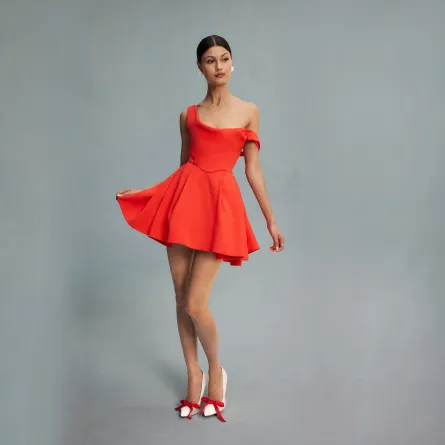 أليس آند أوليفيا Alice & Olivia- الصورة من Launchmetrics/Spotlight ©