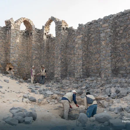 أكثر من 1700 أثرٍ في ميقات الجحفة الأثري - (مصدر الصورة: حساب هيئة التراث على منصة إكس)