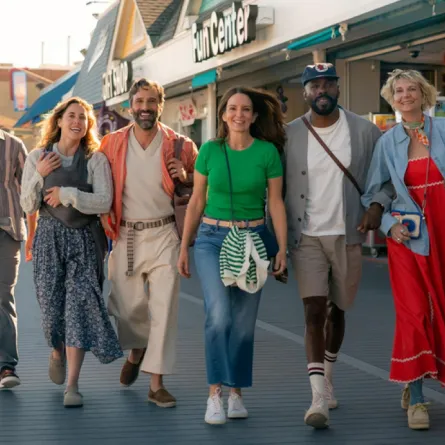 أبطال مسلسل The Four Seasons- الصورة من موسوعة السينما العالمية IMDB