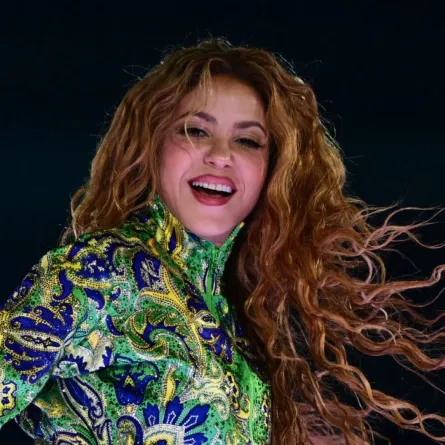 شاكيرا في ريو دي جانيرو، البرازيل (Shakira in Rio de Janeiro, Brazil). مصدر الصورة: Pablo PORCIUNCULA / AFP