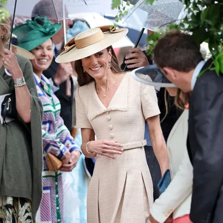 أميرة ويلز كيت ميدلتون Kate Middleton في زفاف ابن الأميرة آن (Photo by Chris Jackson/Getty Images)