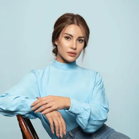 الممثلة التركية إيجي أرتيم Ece İrtem- الصورة من حسابها على انستغرام