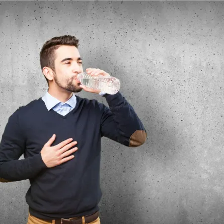 تفسير حلم شرب الماء بكثرة والشعور بالعطش