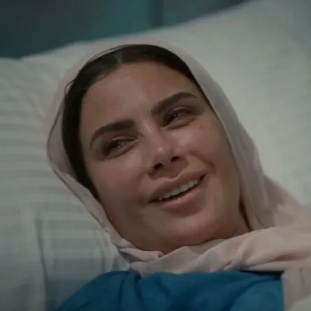 صبا مبارك في ورد على فل وياسمين. الصورة سكرين شوت من شاشة عرض المسلسل