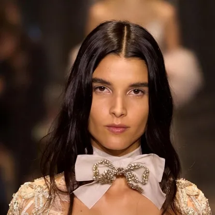 من عرض ايلي صعب Elie Saab  - الصورة من Launchmetrics/Spotlight©