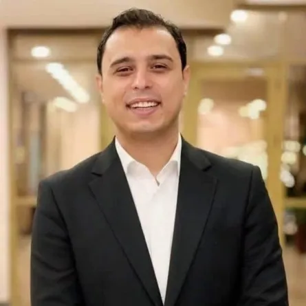 كريم عبد العليم- الصورة من صفحة الفنان حسام داغر على فيسبوك