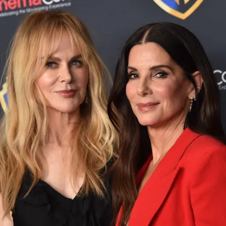 نيكول كيدمان Nicole Kidman وساندرا بولوك Sandra Bullock - Photo by Chris Delmas / AFP