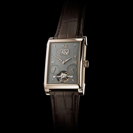  ساعة Cabaret Tourbillon Honeygold الراقية