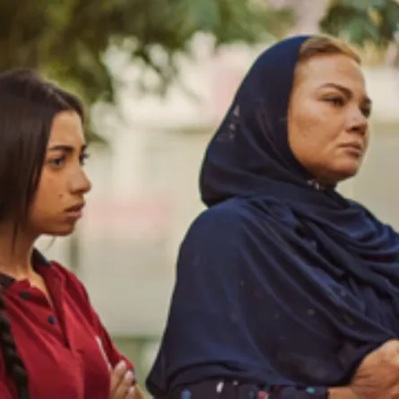 مسلسل أندر إيدج- الصورة من شاشة عرض المسلسل
