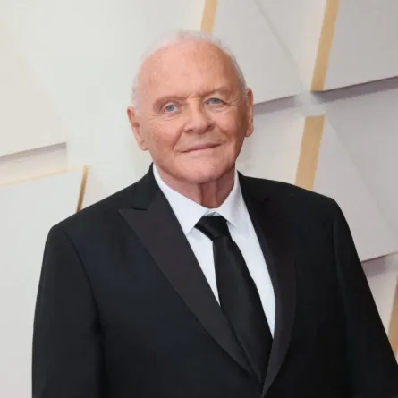 النجم العالمي أنتوني هوبكنز (Anthony Hopkins) - Photo by Getty Images via AFP