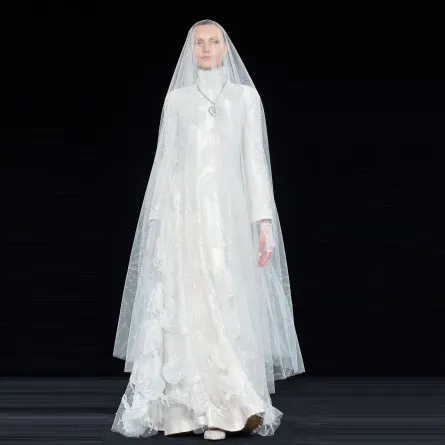 فستان زفاف من أرماني بريفيه Armani Privé -الصورة من Launchmetrics/Spotlight ©