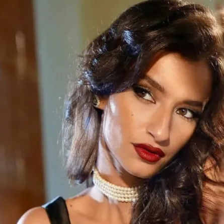 أميرة أديب- الصورة من حسابها الرسمي على فيسبوك