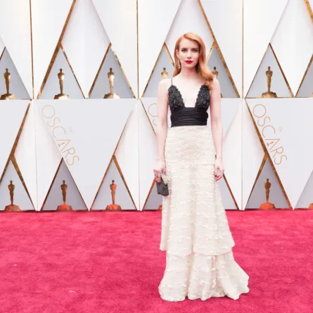 النجمة إيما روبرتس Emma Roberts-  ( مصدر الصورة ( General Entertainment Content via Getty Images Television Network-Adam Rose/Disney )