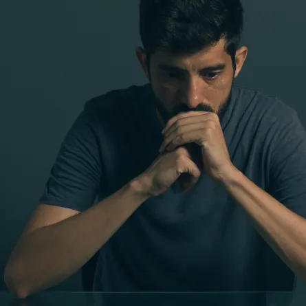 تفسير حلم البكاء بحرقة للمتزوج في المنام 