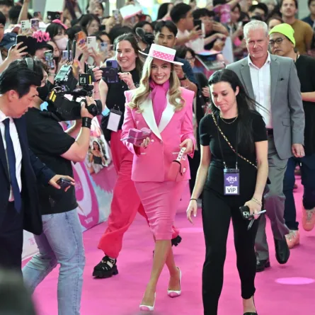 الممثلة مارغو روبي Margot Robbie افتتاح فيلم باربي- (مصدر الصورة Jung Yeon-je / AFP)