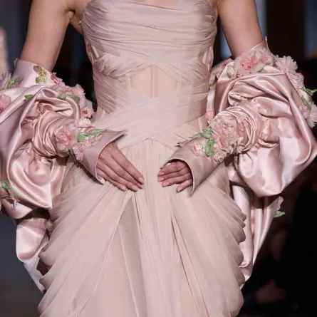 من عرض زهير مراد خريف شتاء 2026-2027 Zuhair Murad - الصورة من Launchmetrics/Spotlight©