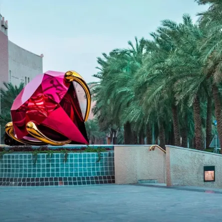 الرياض تستقطب أعمالًا فنية من حول العالم