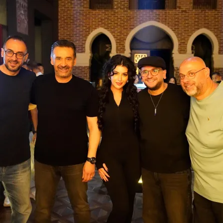 فريق عمل فيلم مطلوب عائلياً- الصورة من حساب الفنانة سارة بركة على إنستغرام