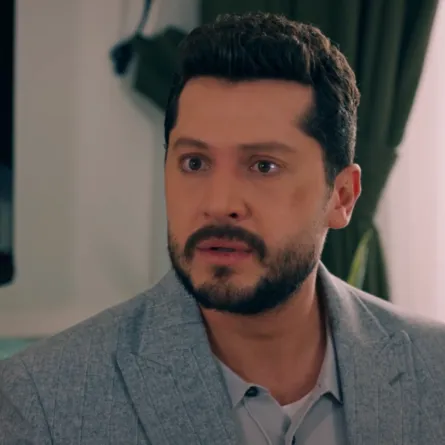 مسلسل حب على ورق- الصورة سكرين شوت من الحلقة 51
