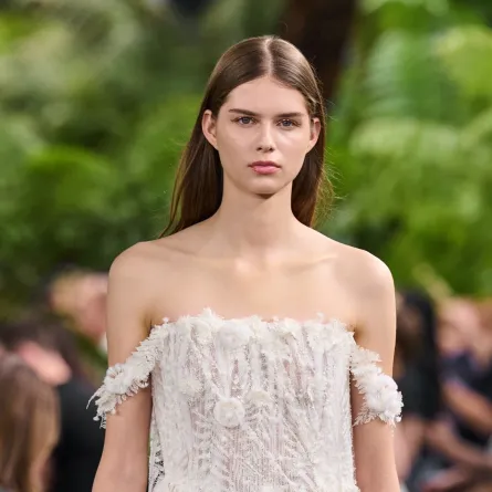 من عرض كريستيان ديور Christian Dior لخريف شتاء 2026-2027 -الصورة من LaunchmetricsSpotlight ©